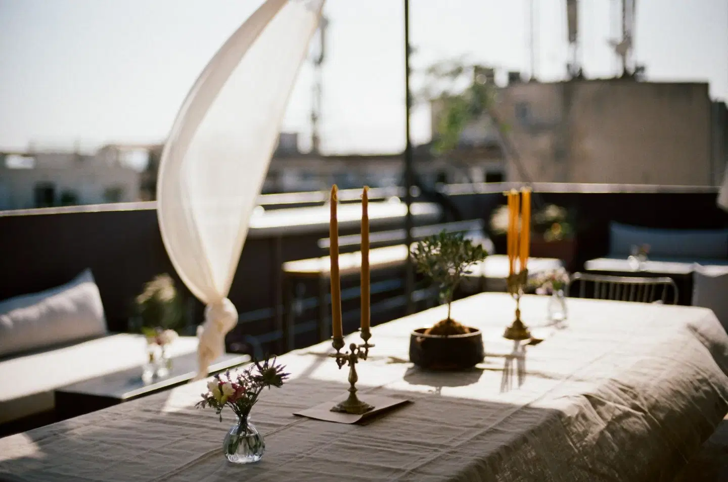 Mona Athens Terrasse