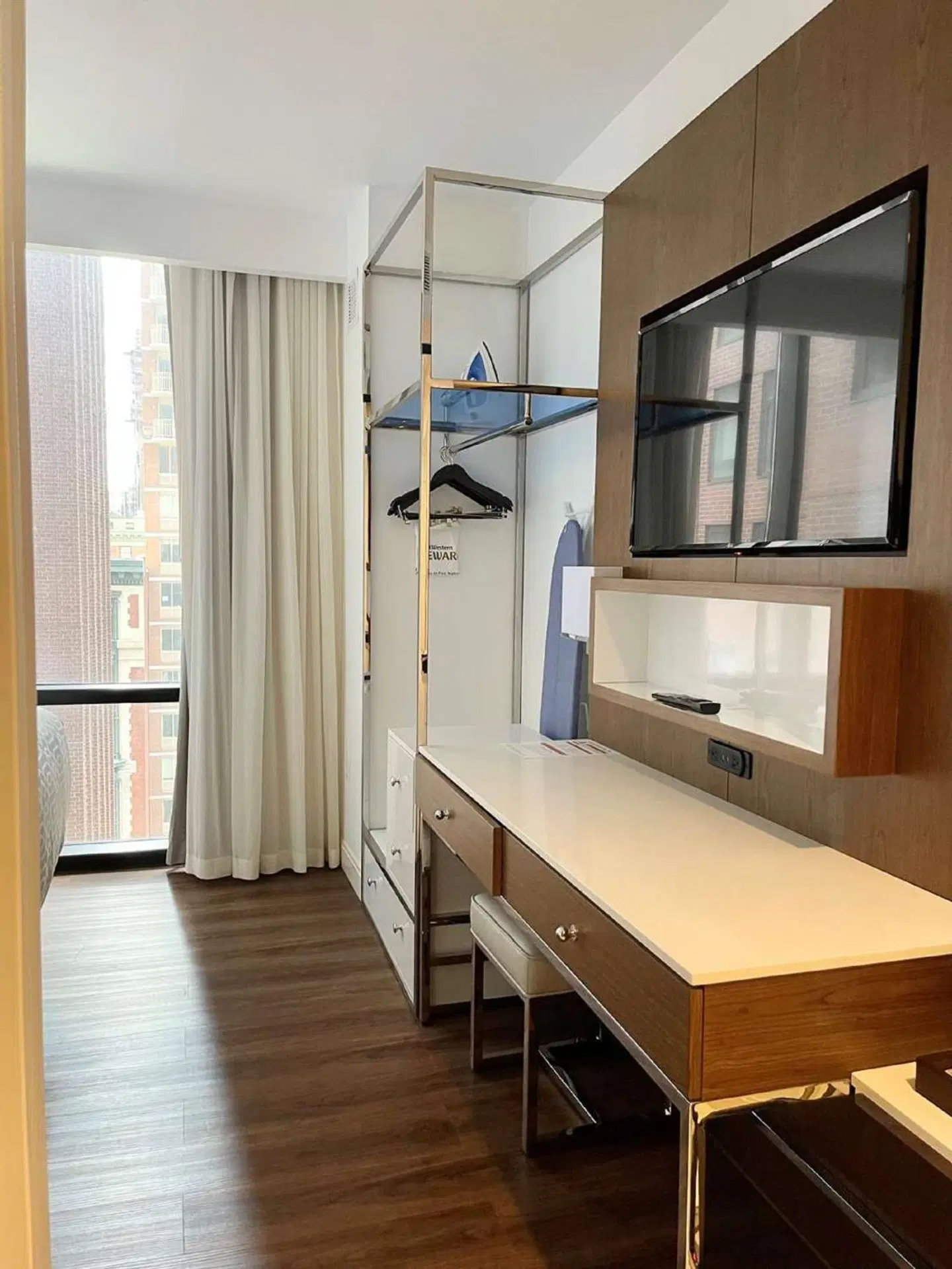 Best Western Premier Empire State Hotel ROOM_EXAMPLE