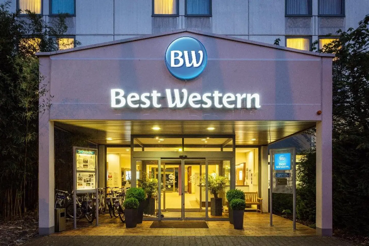Best Western Macrander Hotel Frankfurt/Kaiserlei EXTERIOR