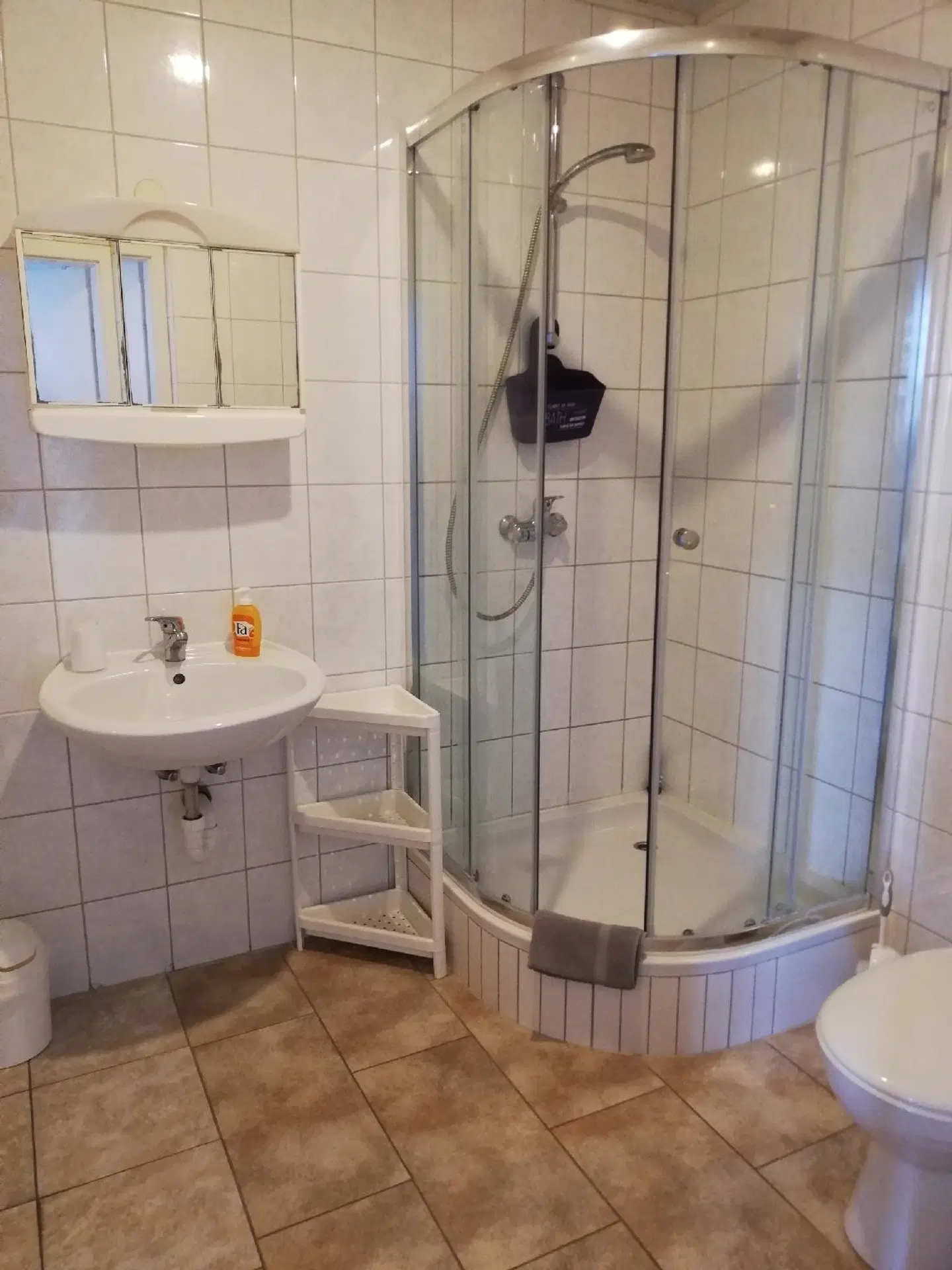 Pension Winter Badezimmer