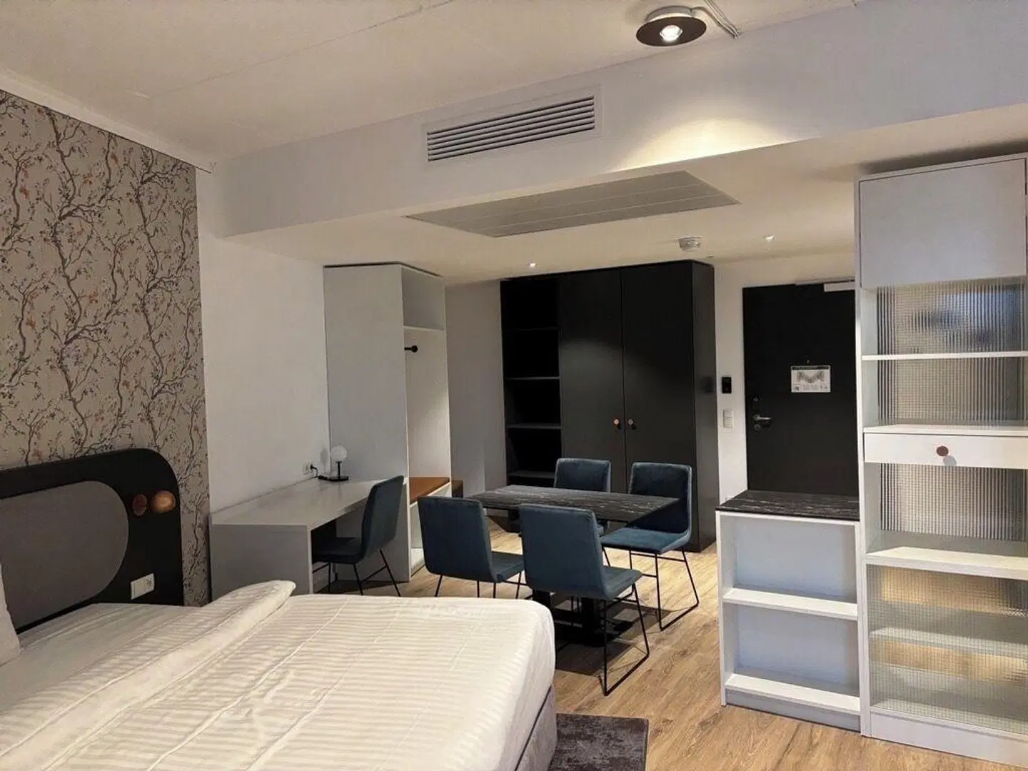 MASEVEN Frankfurt Messe ROOM_EXAMPLE