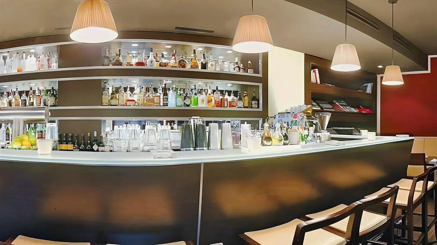 Bristol Hotel Bar