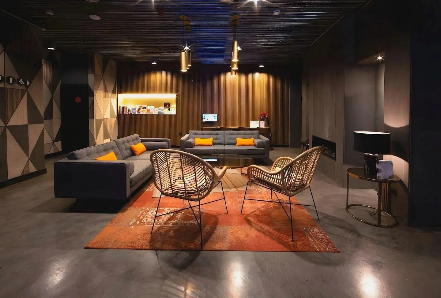 Premium Malaga LOUNGE_LOBBY