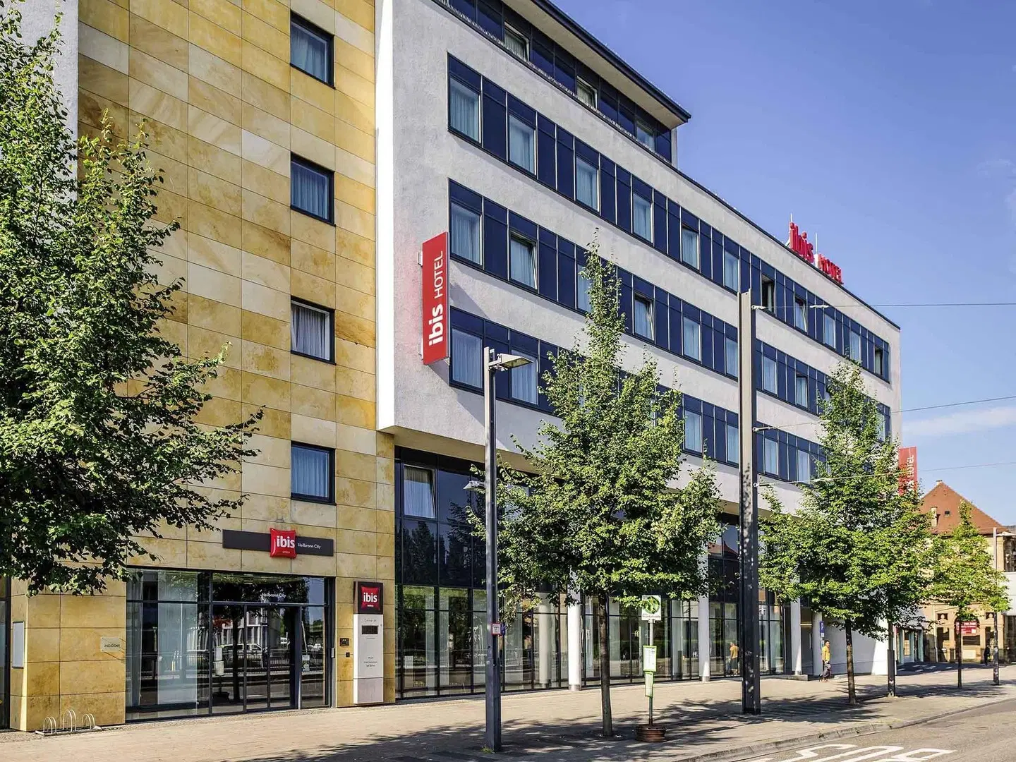 ibis Heilbronn City EXTERIOR