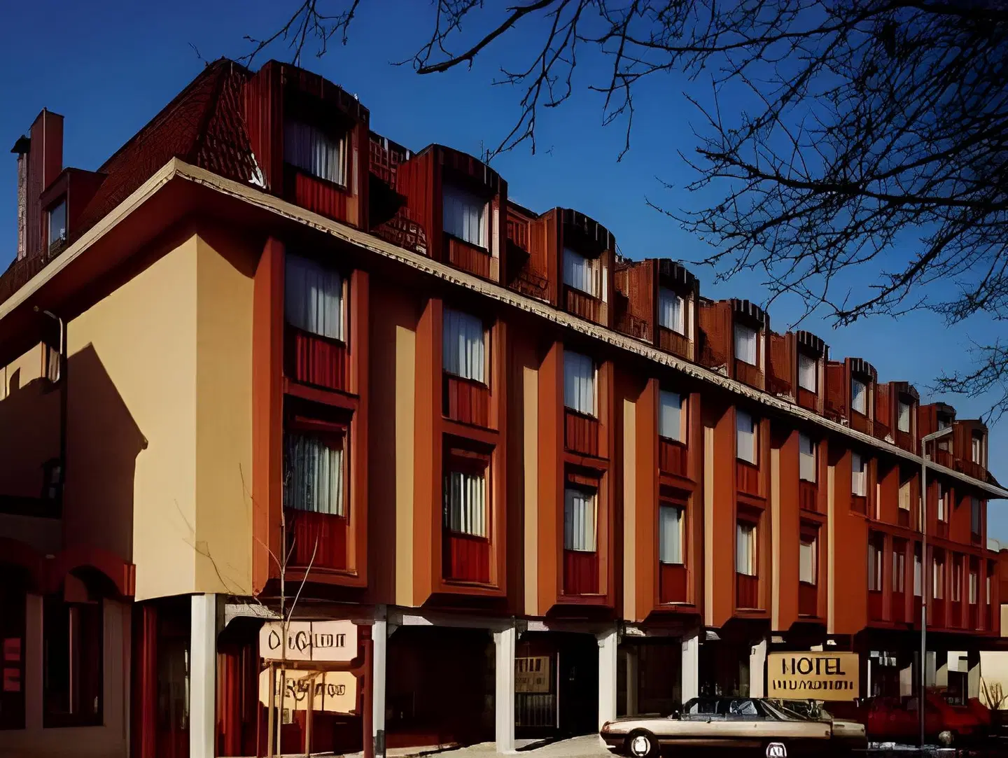Drei Morgen EXTERIOR