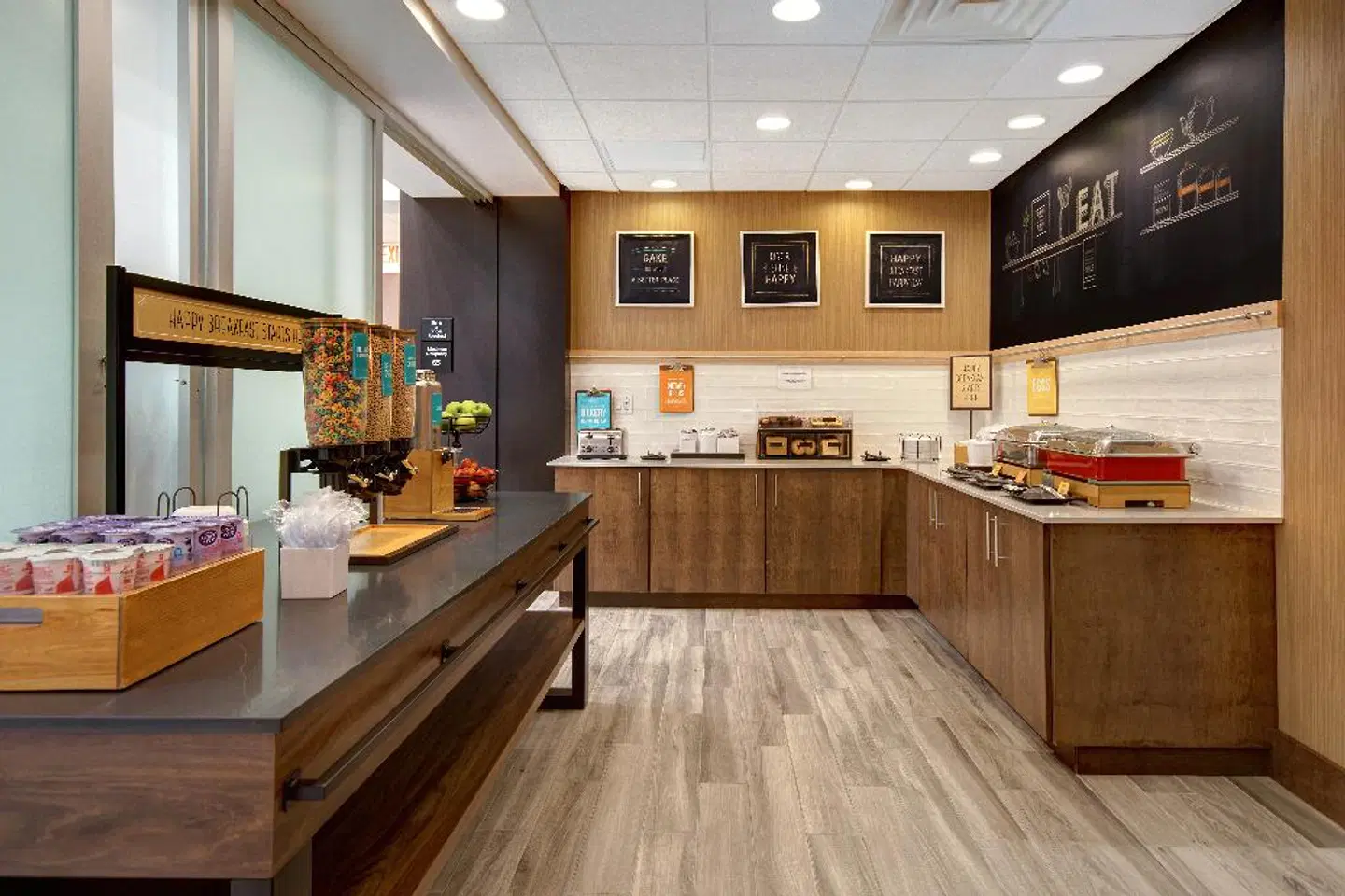 Hampton Inn & Suites Yonkers Restaurant