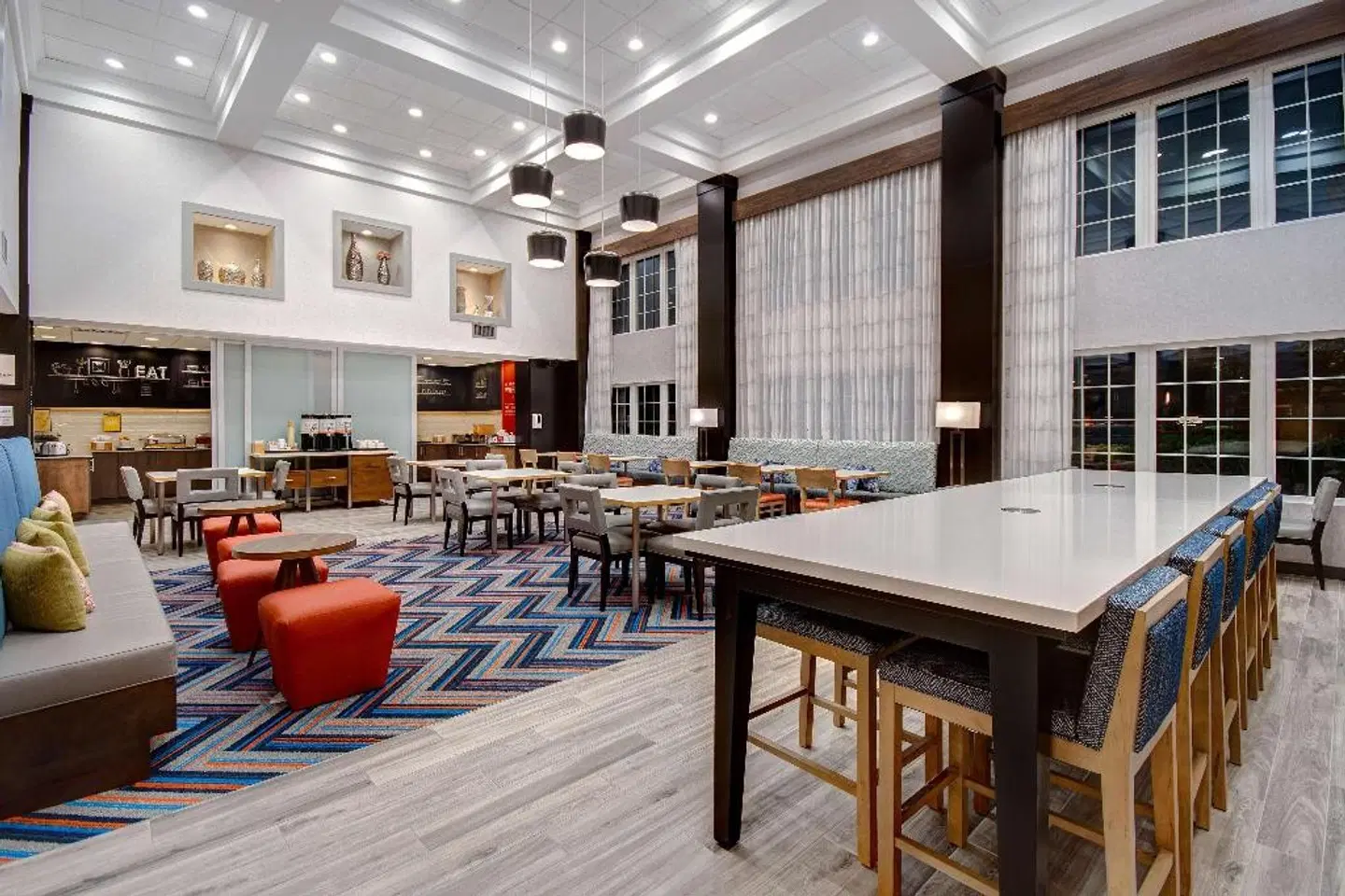 Hampton Inn & Suites Yonkers Restaurant