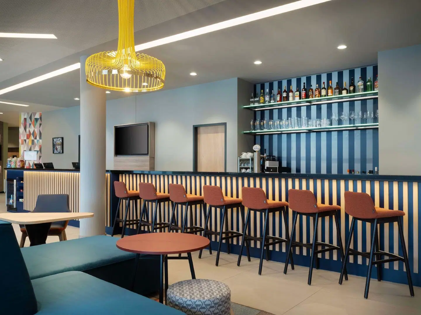 Hampton By Hilton Celle Bar