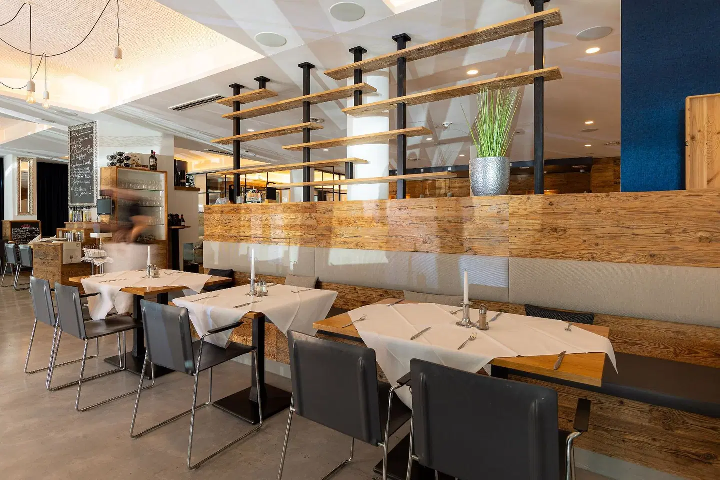 Vi Vadi Hotel Bayer 89 Restaurant