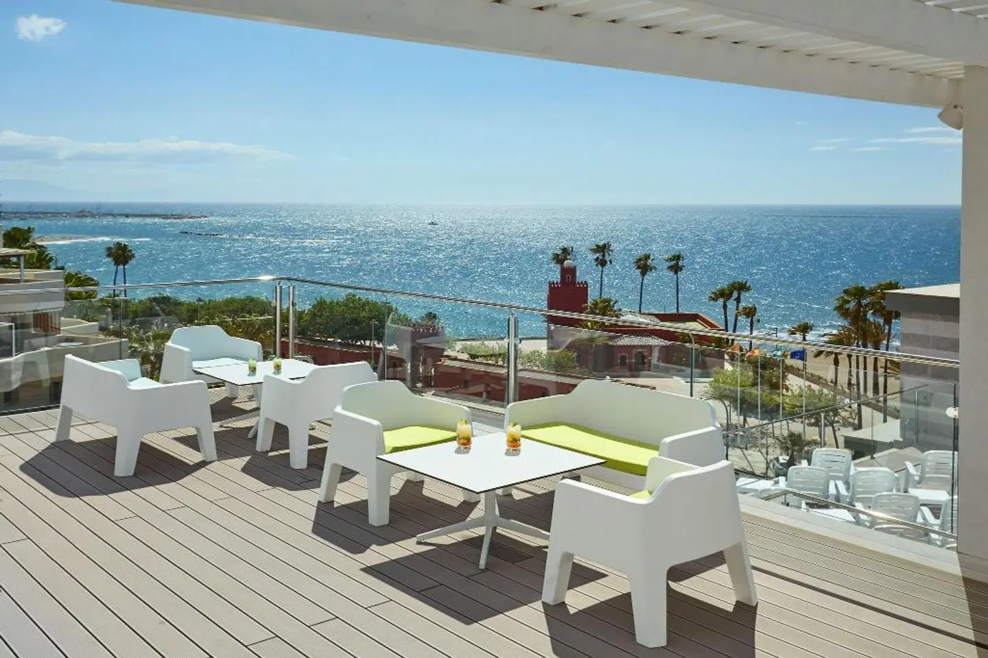 Hotel Las Arenas Affiliated by Meliá Terrasse