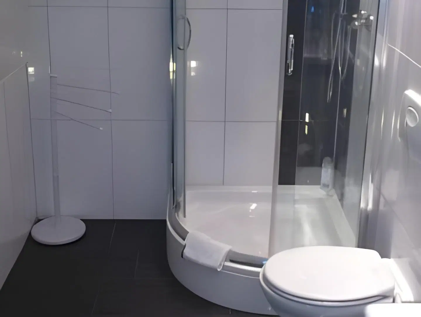 Am Rosenplatz Badezimmer