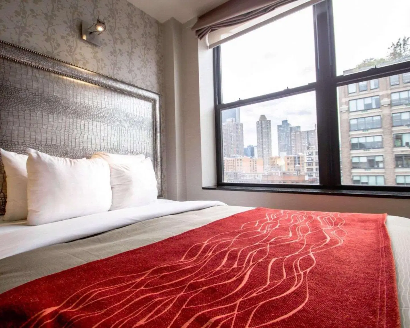 Times Square West Hotel, BW Signature Collection ROOM_EXAMPLE