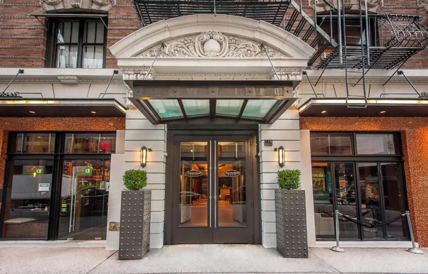 Square Hotel in Times Square EXTERIOR