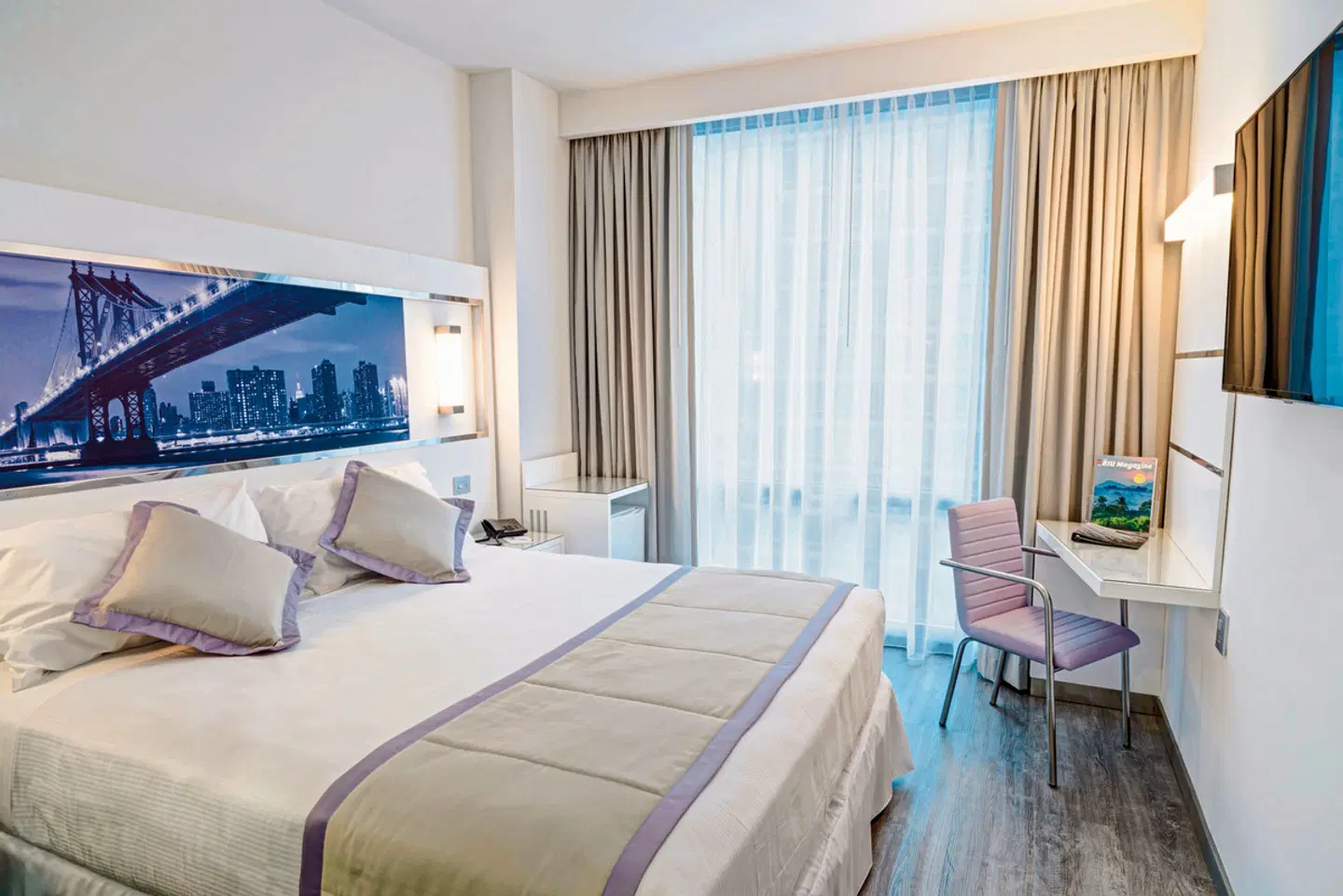 RIU Plaza New York Times Square ROOM_EXAMPLE