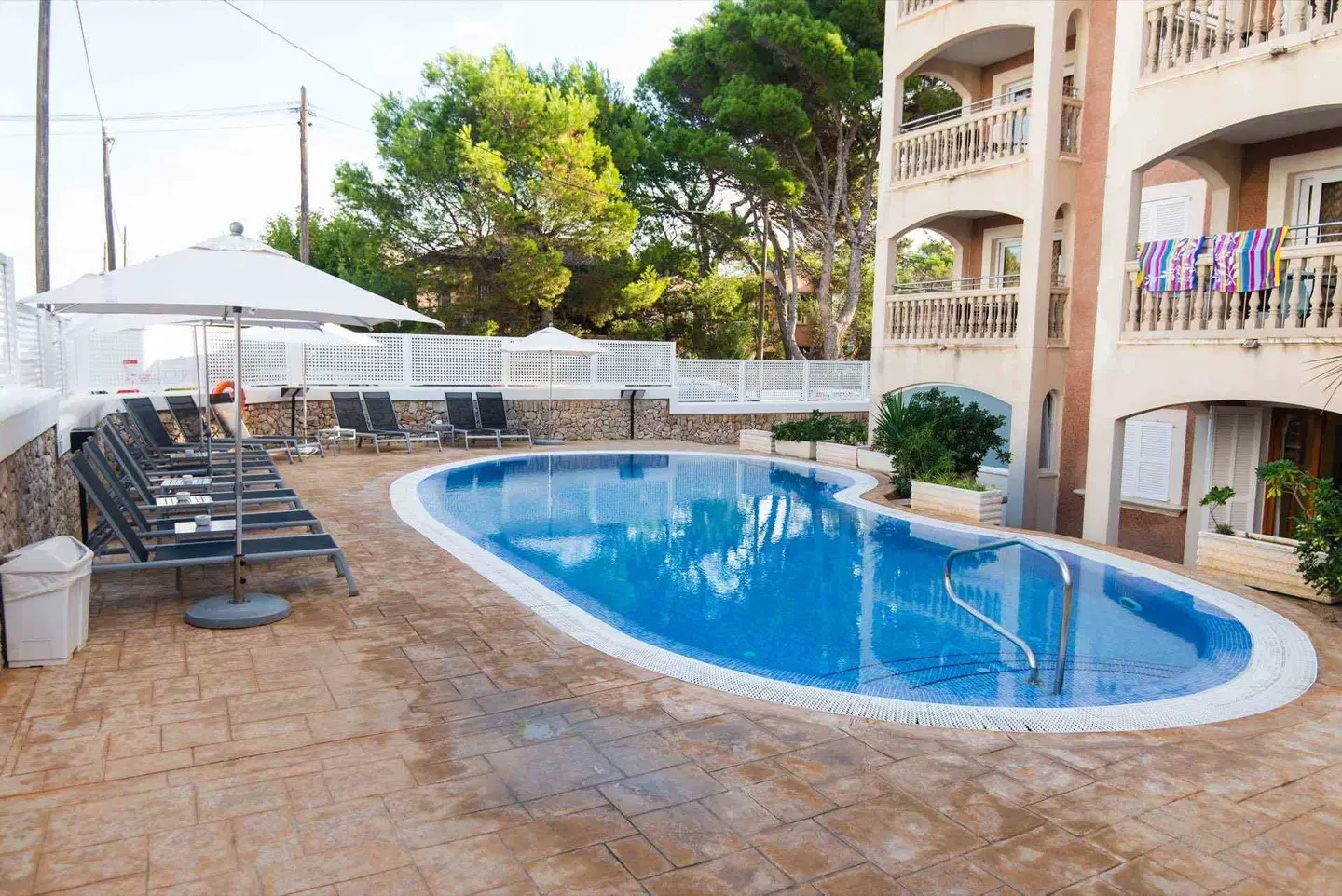 Quijote Park OUTDOOR_POOL