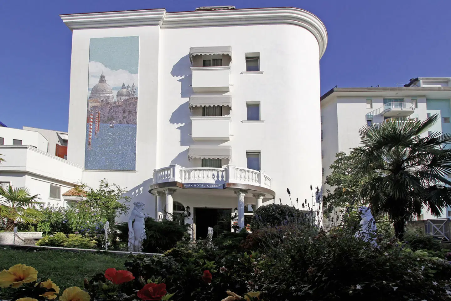Park Hotel Cellini EXTERIOR