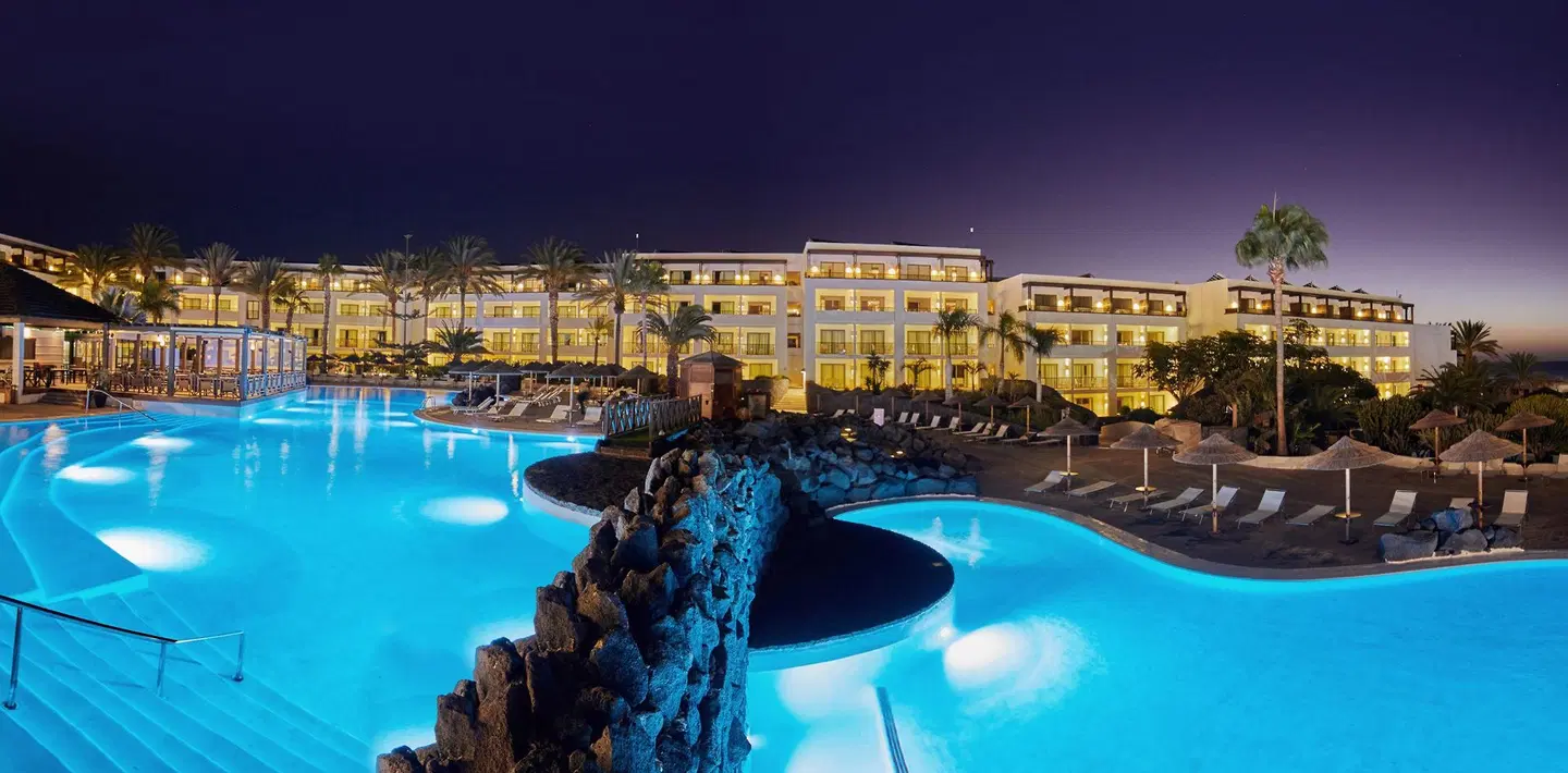 Secrets Lanzarote Resort & Spa OUTDOOR_POOL