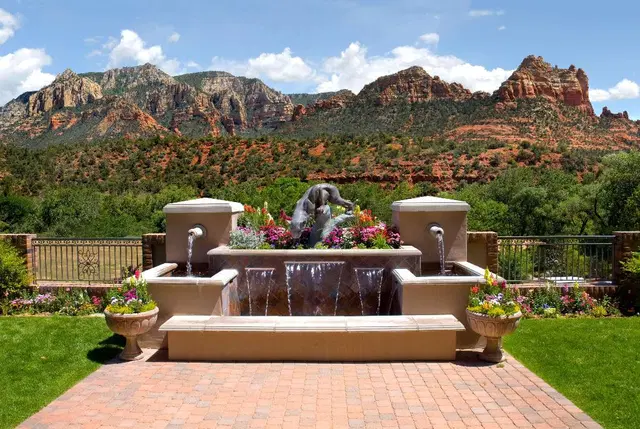 Best Western Plus Arroyo Roble Hotel & Creekside Villas Terrasse