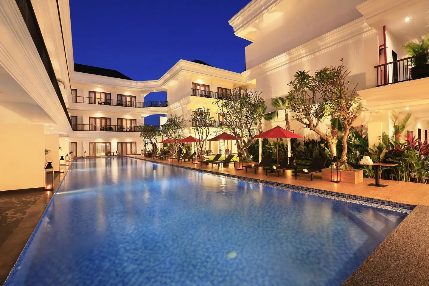 Grand Palace Hotel Sanur - Bali OUTDOOR_POOL