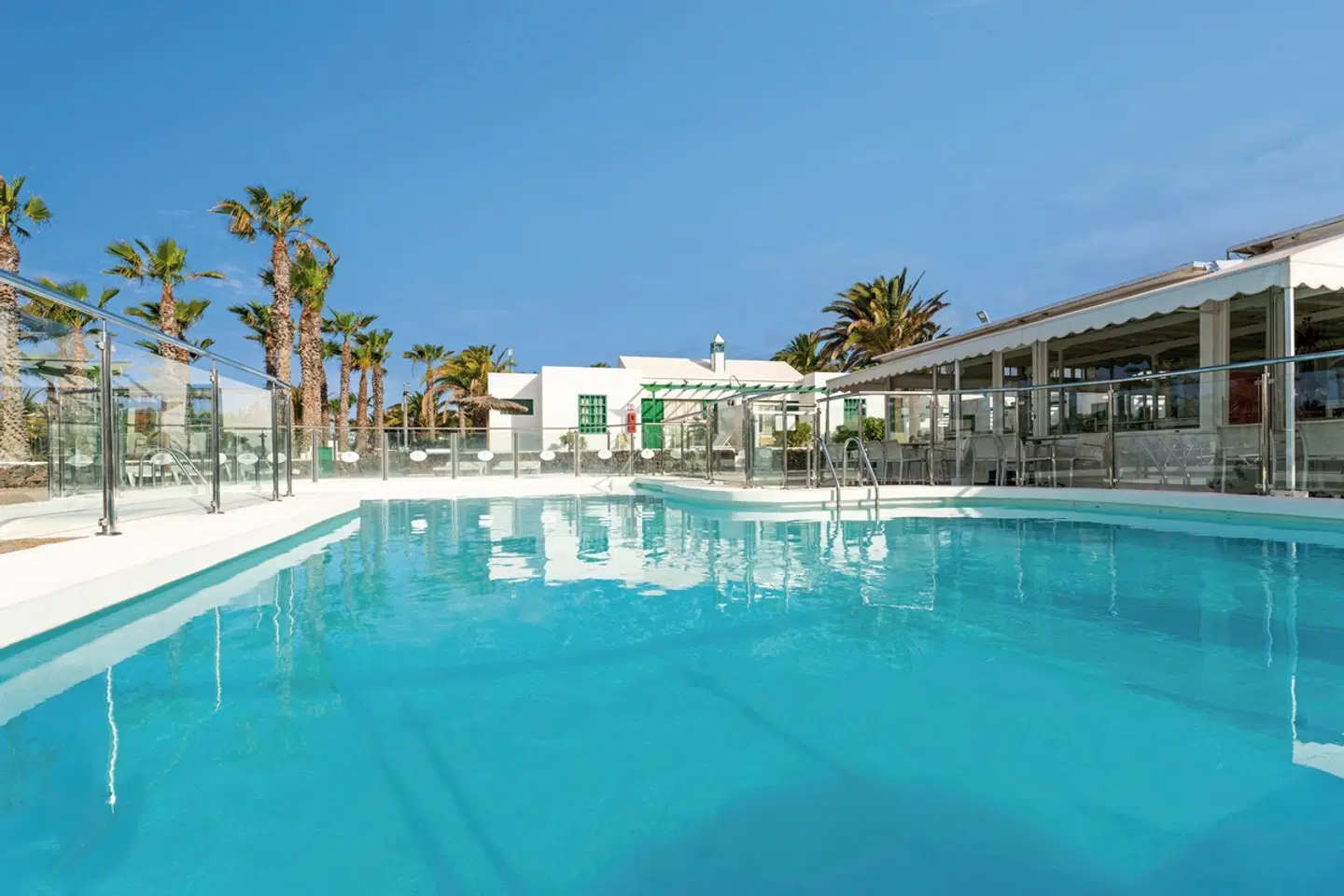 LIVVO Las Gaviotas OUTDOOR_POOL