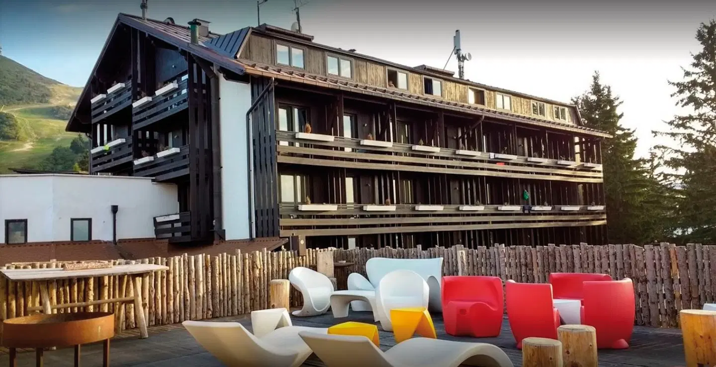 Dolomiti Chalet Family Hotel Terrasse