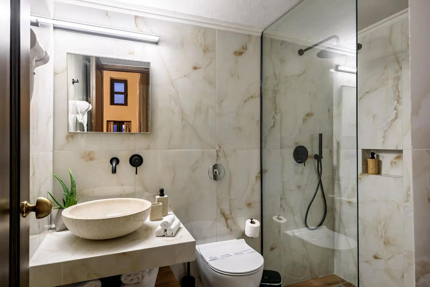 Porto Del Colombo Traditional Boutique Hotel Badezimmer