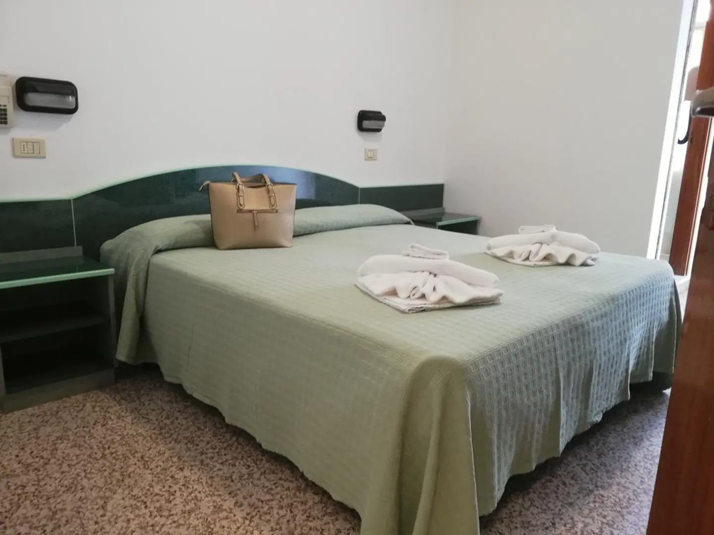 Hotel Concordia ROOM_EXAMPLE