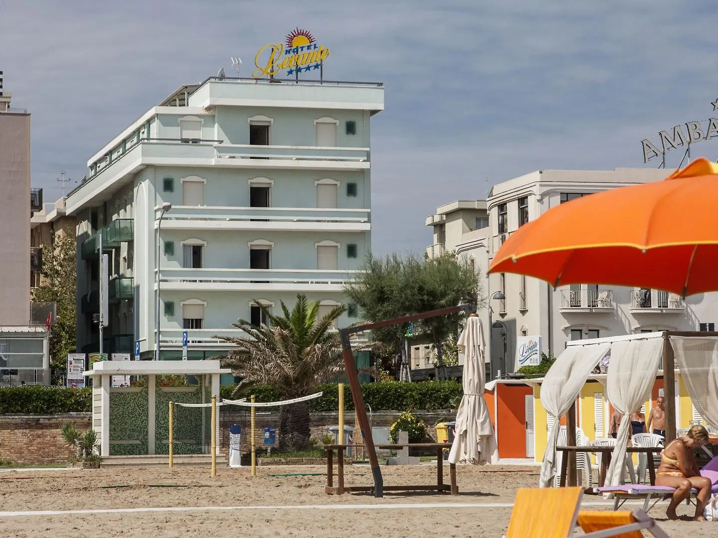 Levante EXTERIOR