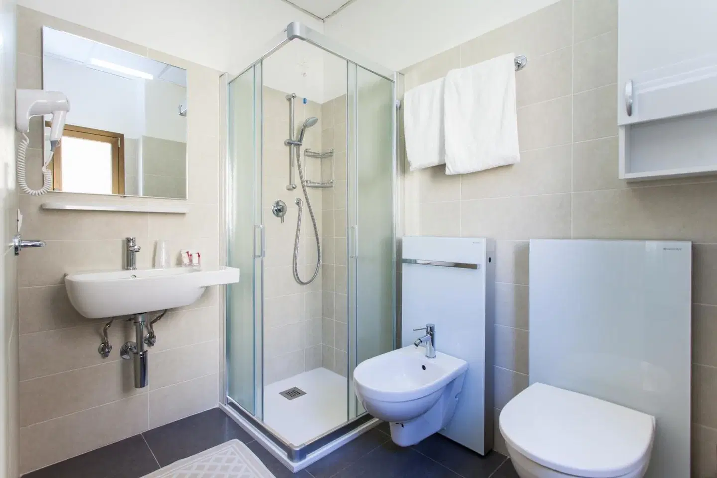 Hotel Al Mare Badezimmer