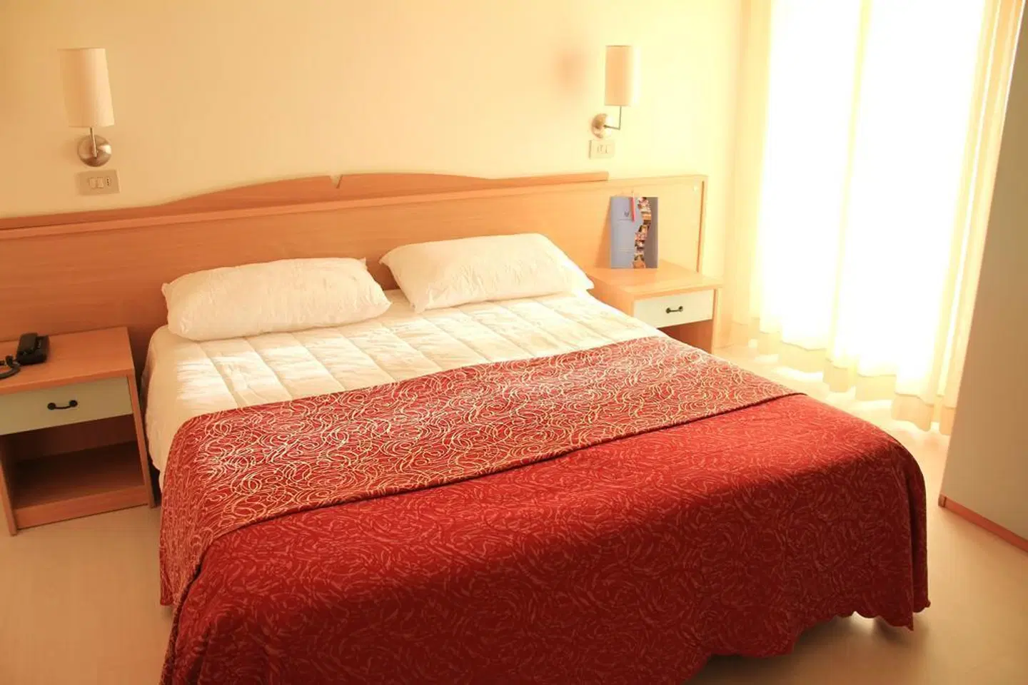 International ROOM_EXAMPLE