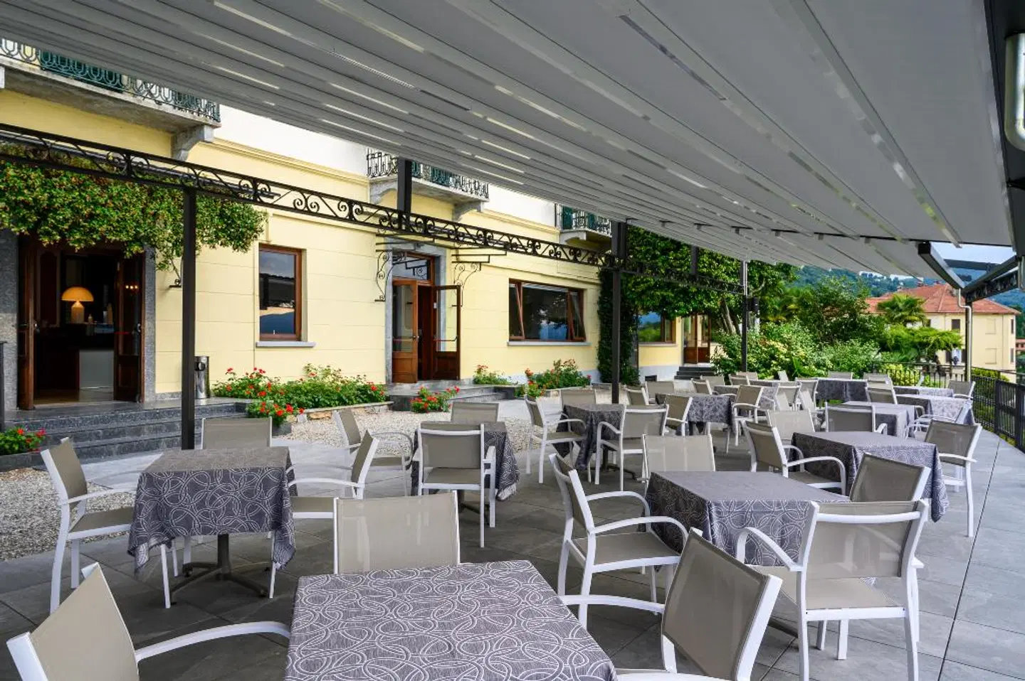 Villa Paradiso Restaurant