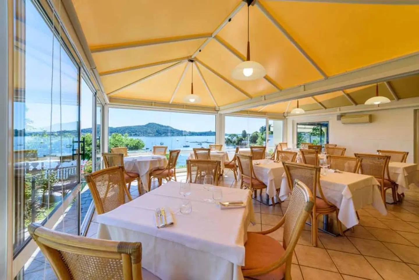 Villa Paradiso Restaurant