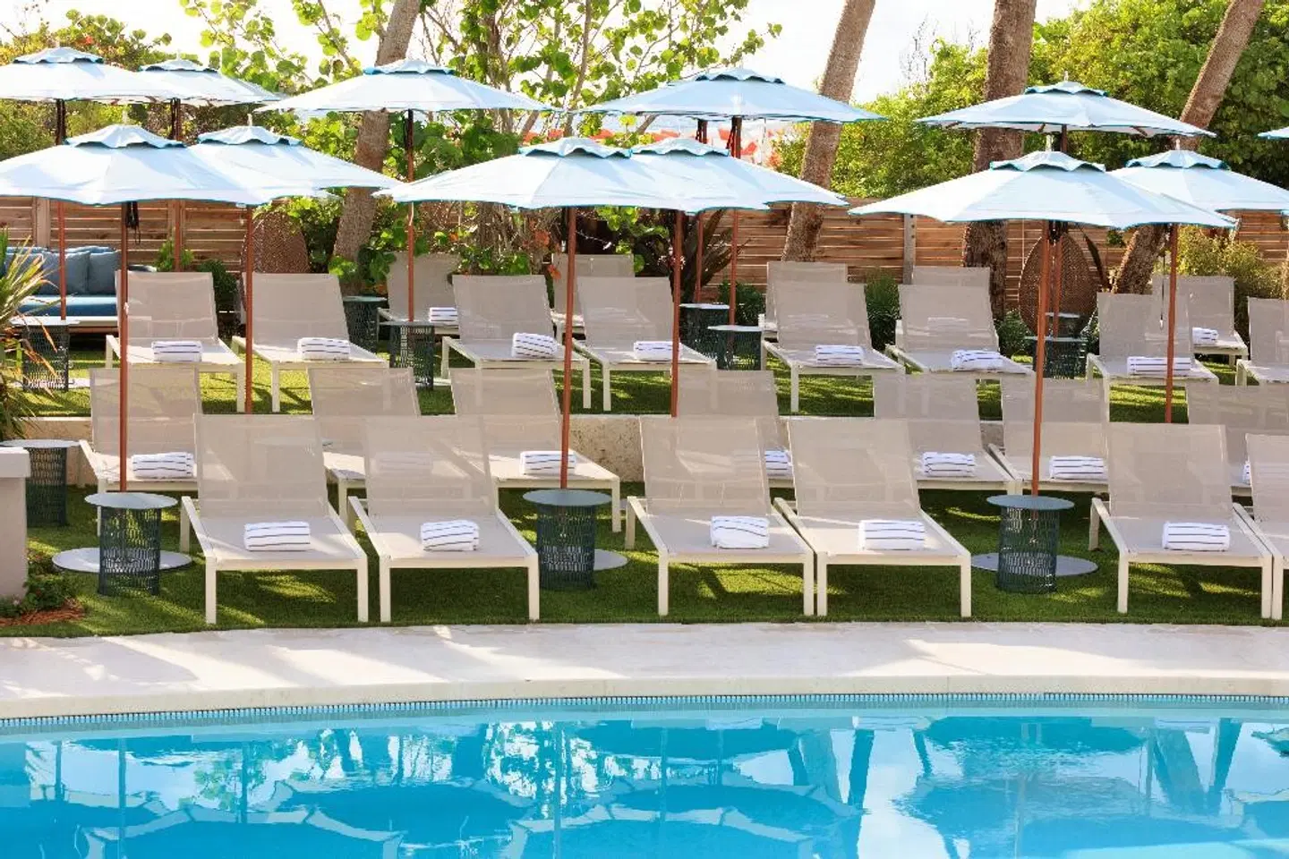Andaz Miami Beach OUTDOOR_POOL