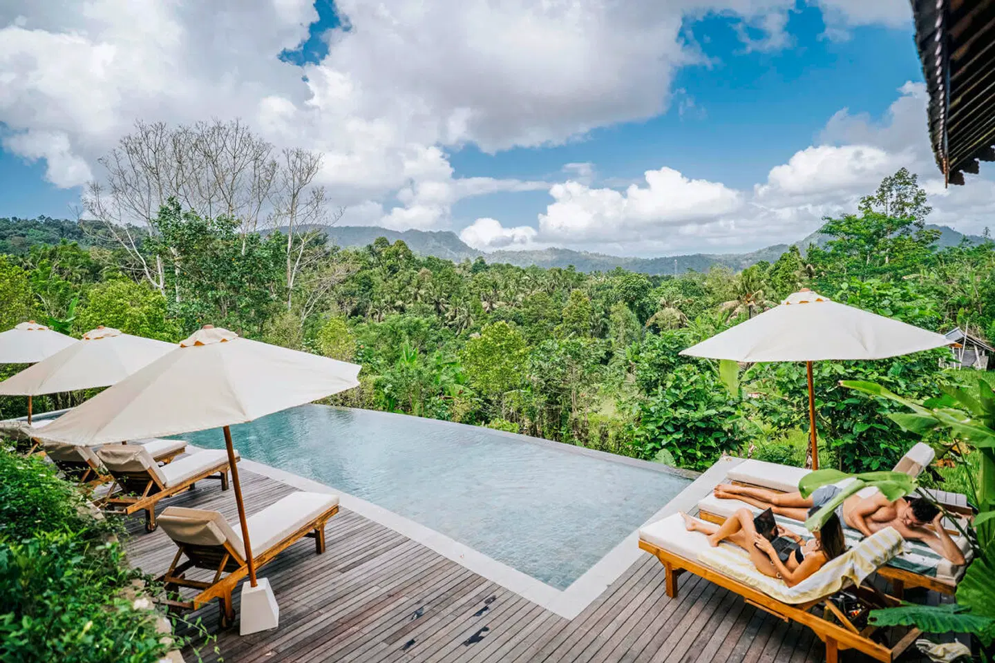 Devani Resort Sidemen Terrasse