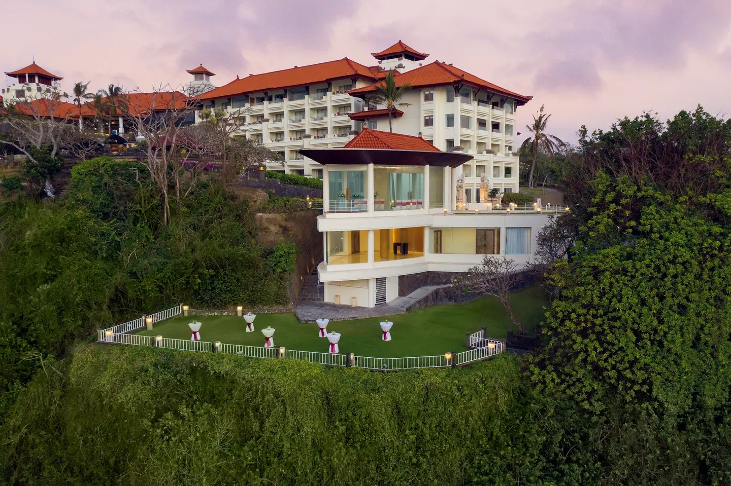 Hilton Bali Resort EXTERIOR