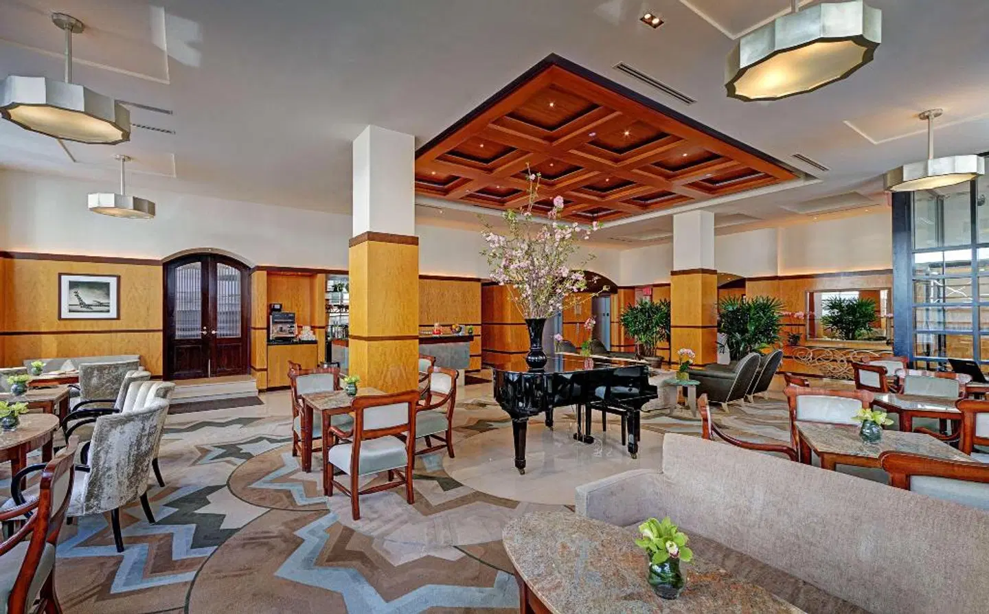 Giraffe LOUNGE_LOBBY