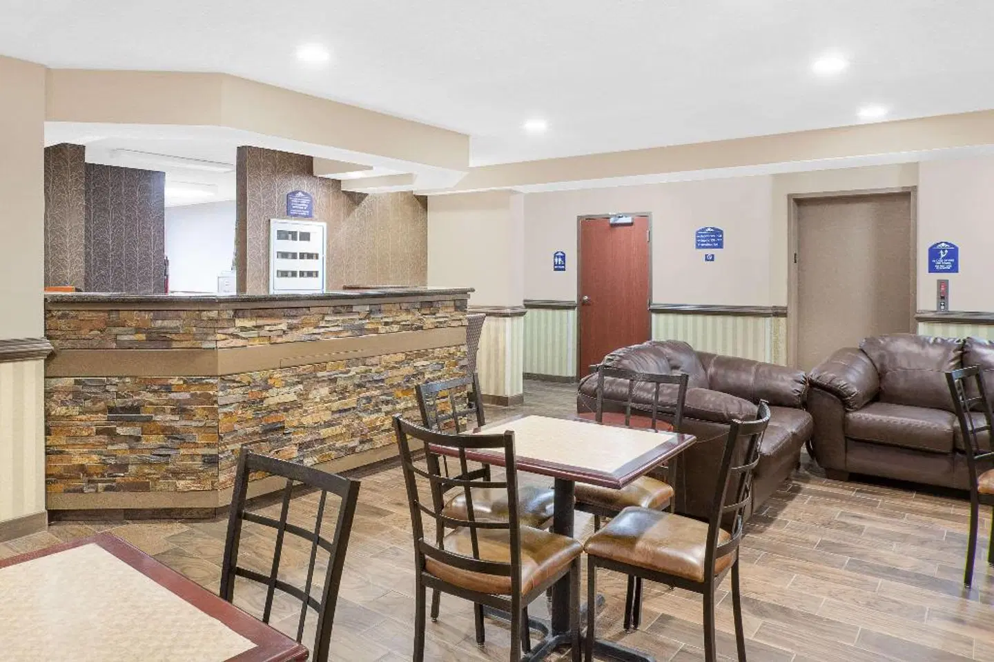 Microtel Inn & Suites by Wyndham Salisbury Bar