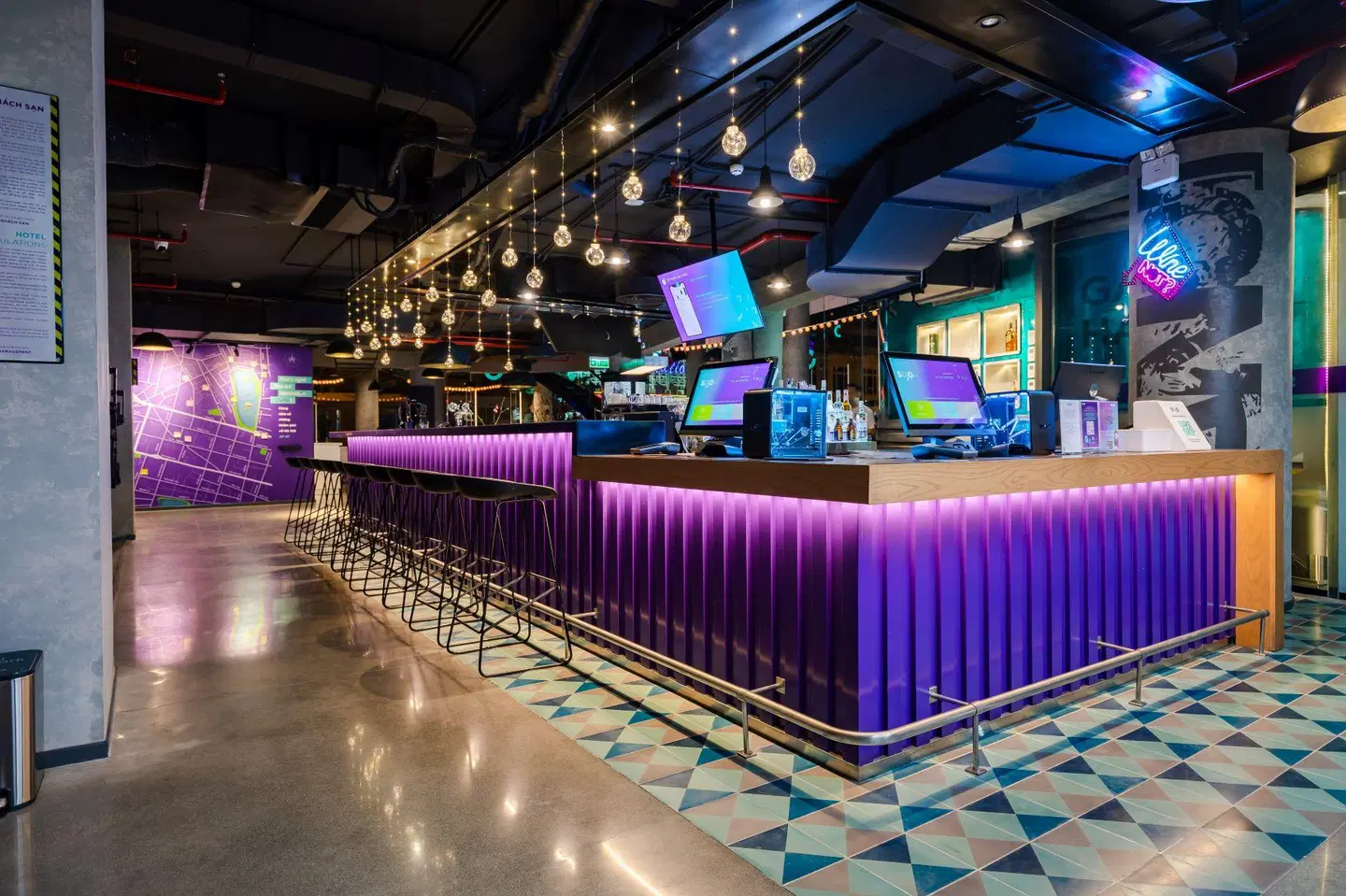 SOJO Hotel Ga Hanoi Bar