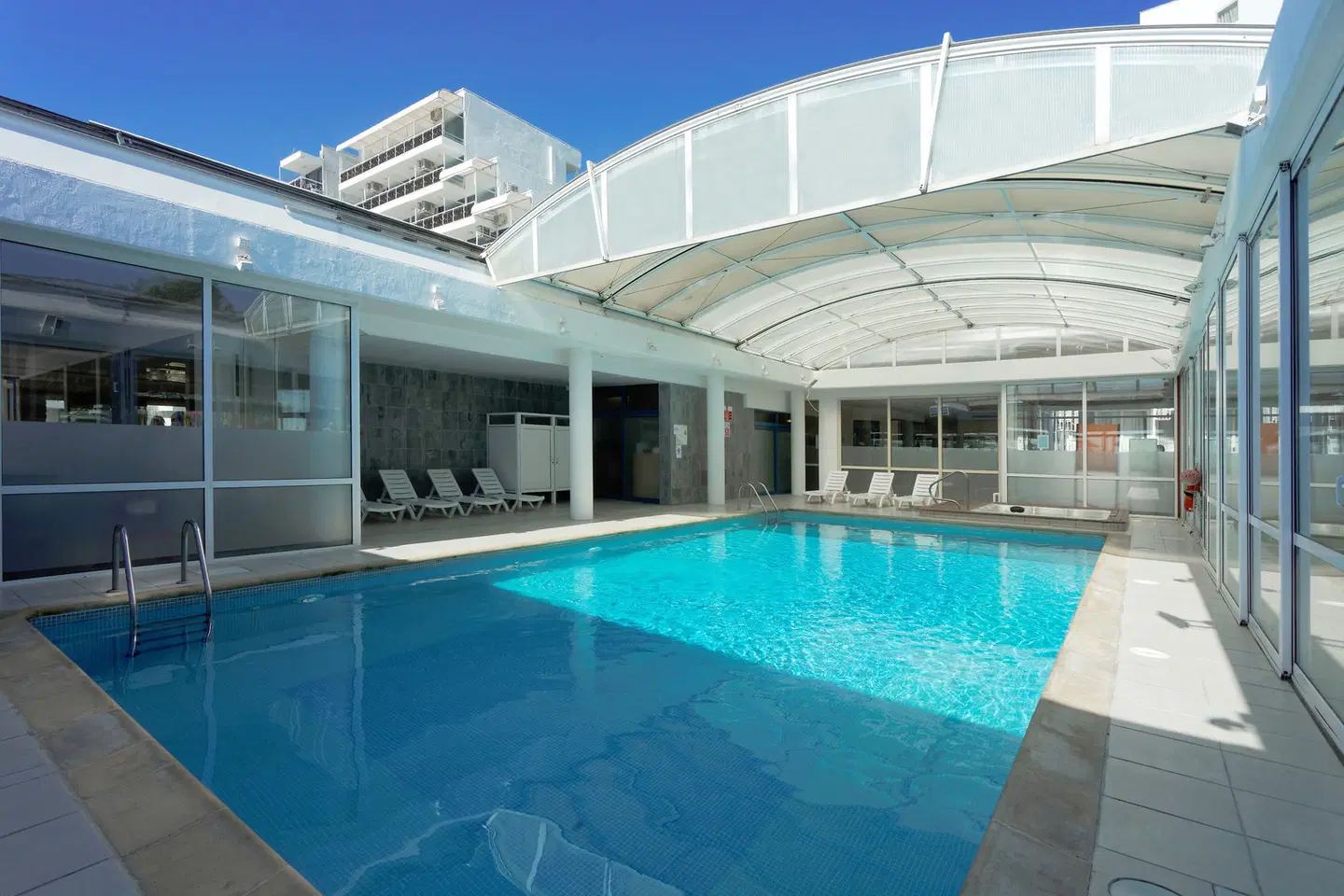 Slavuna OUTDOOR_POOL
