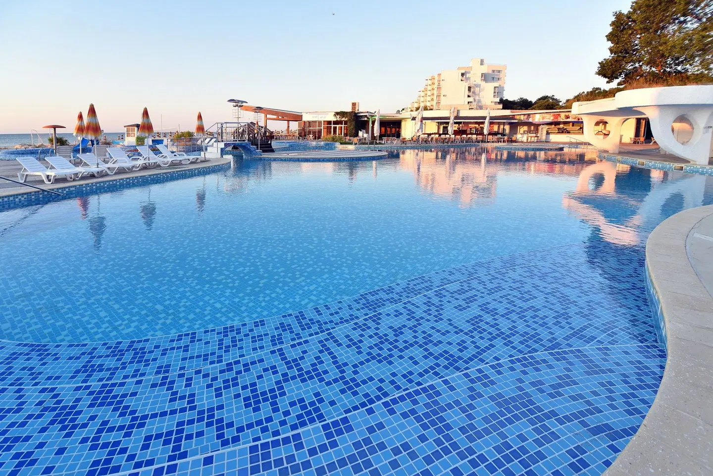 Slavuna OUTDOOR_POOL