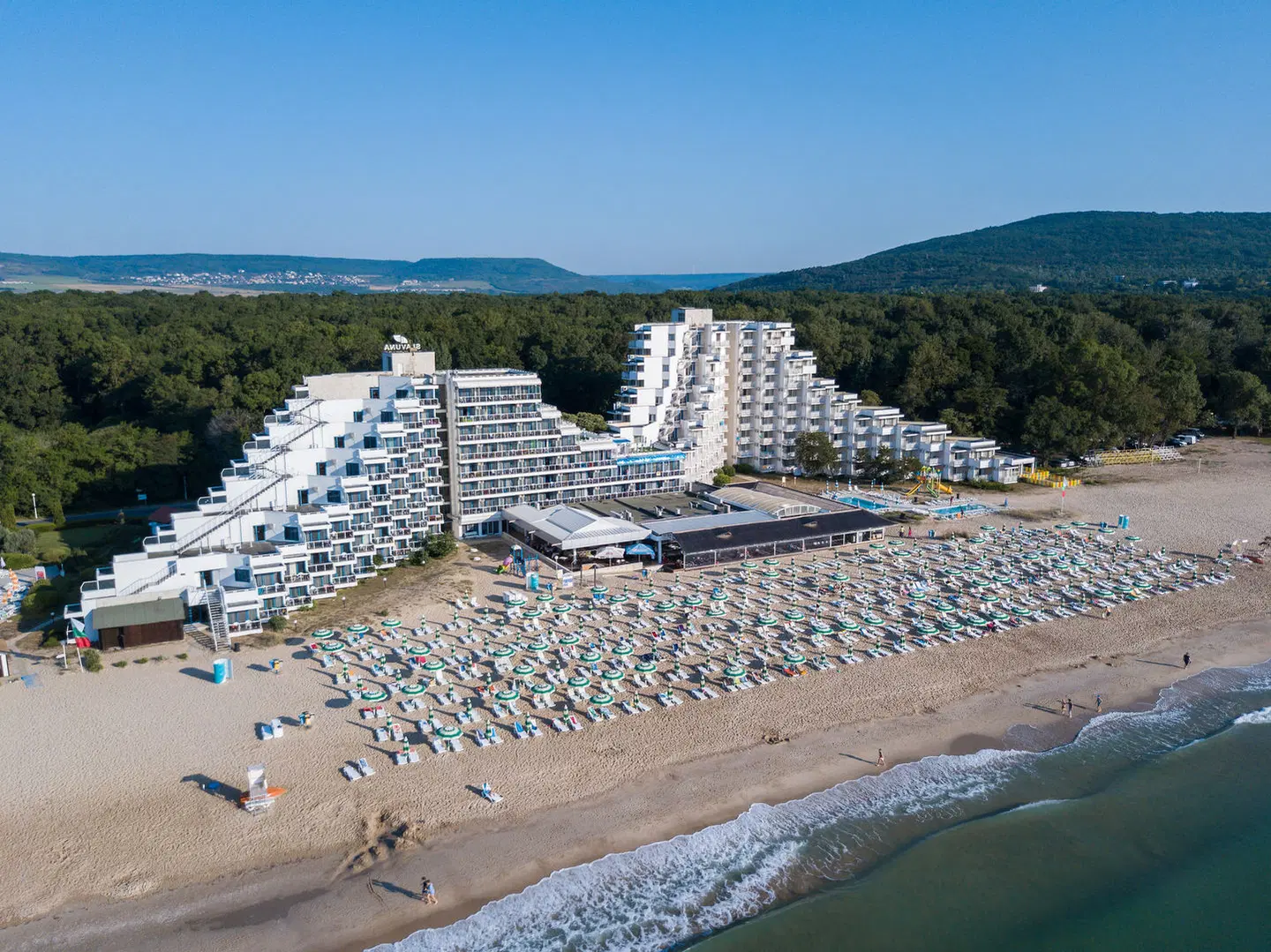 Slavuna Strand