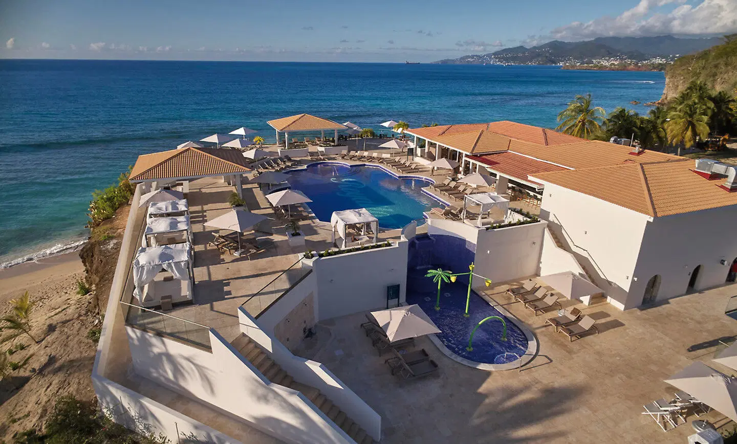 Royalton Grenada, An Autograph Collection All-Inclusive Resort OUTDOOR_POOL
