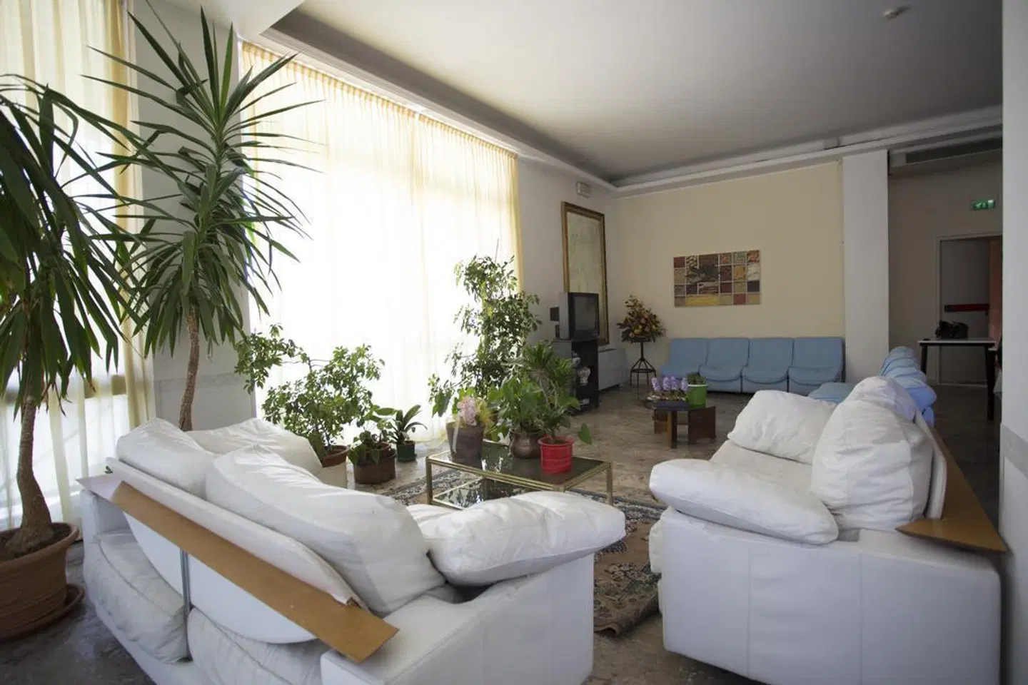 Europa ROOM_EXAMPLE