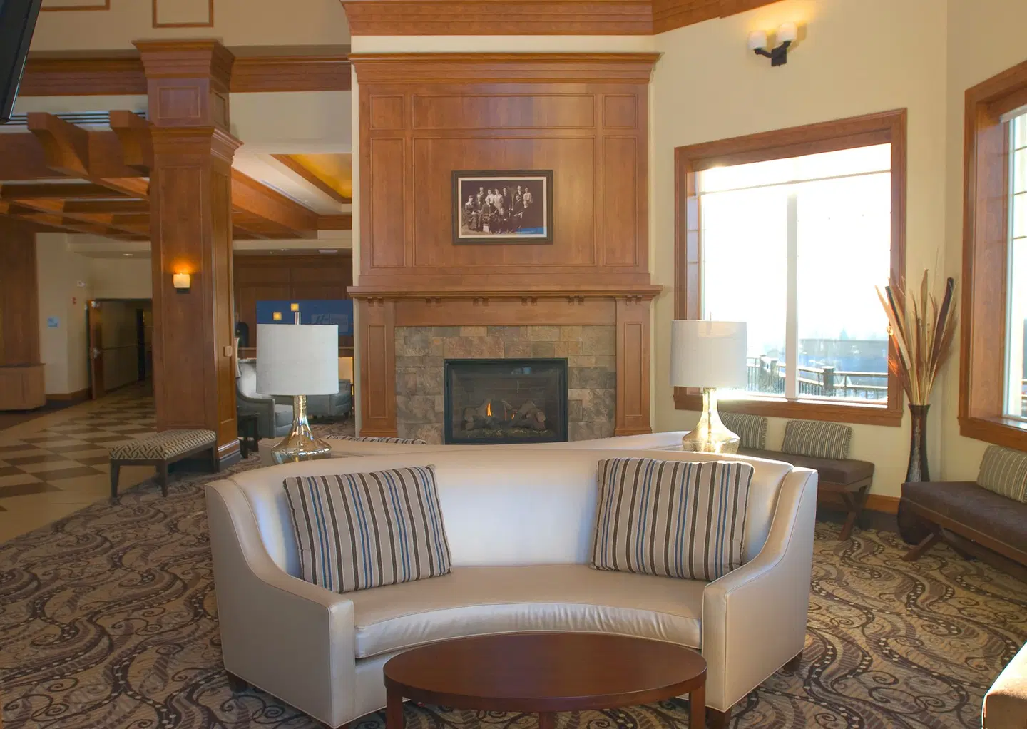 Holiday Inn Express Spokane-Downtown by IHG LOUNGE_LOBBY