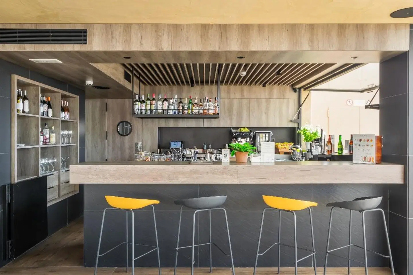 Delfín Bar