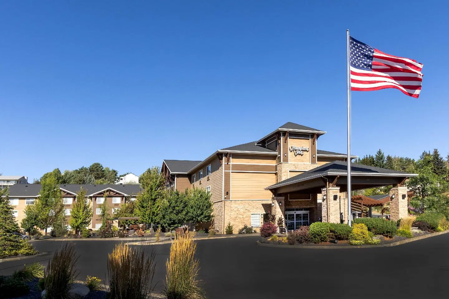 Hampton Inn Pullman EXTERIOR