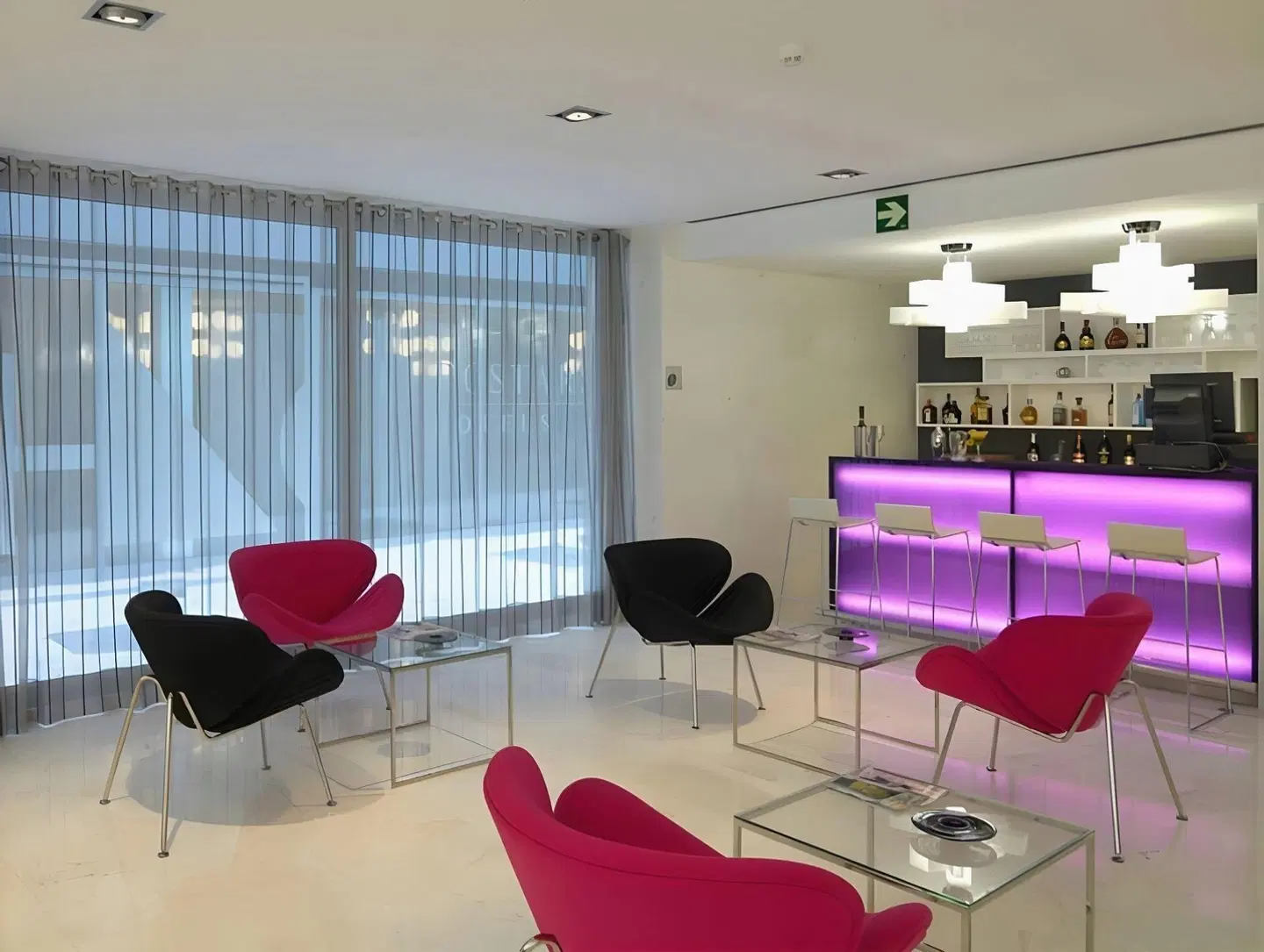 Ikonik Lex LOUNGE_LOBBY