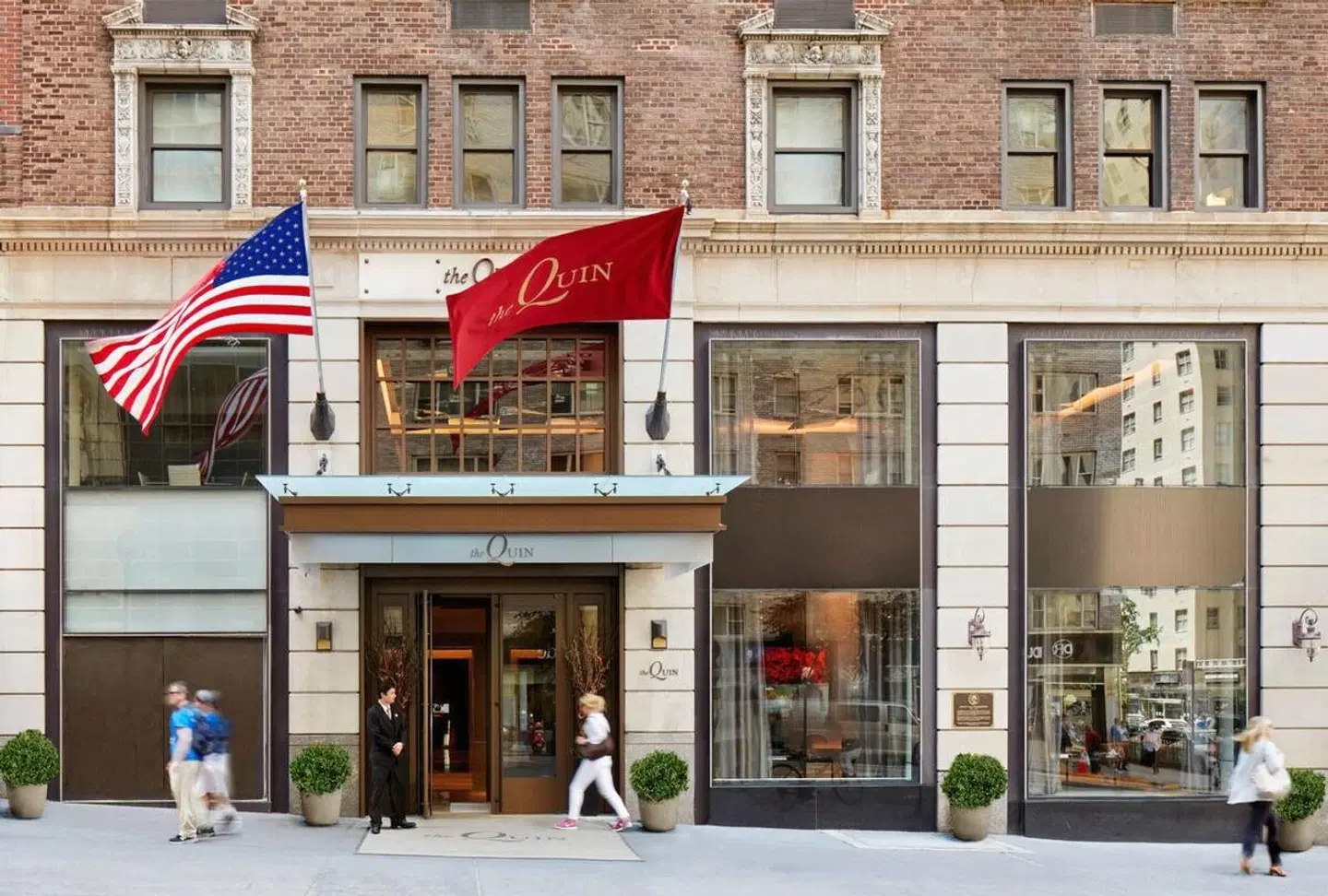 Hilton Club The Quin New York EXTERIOR