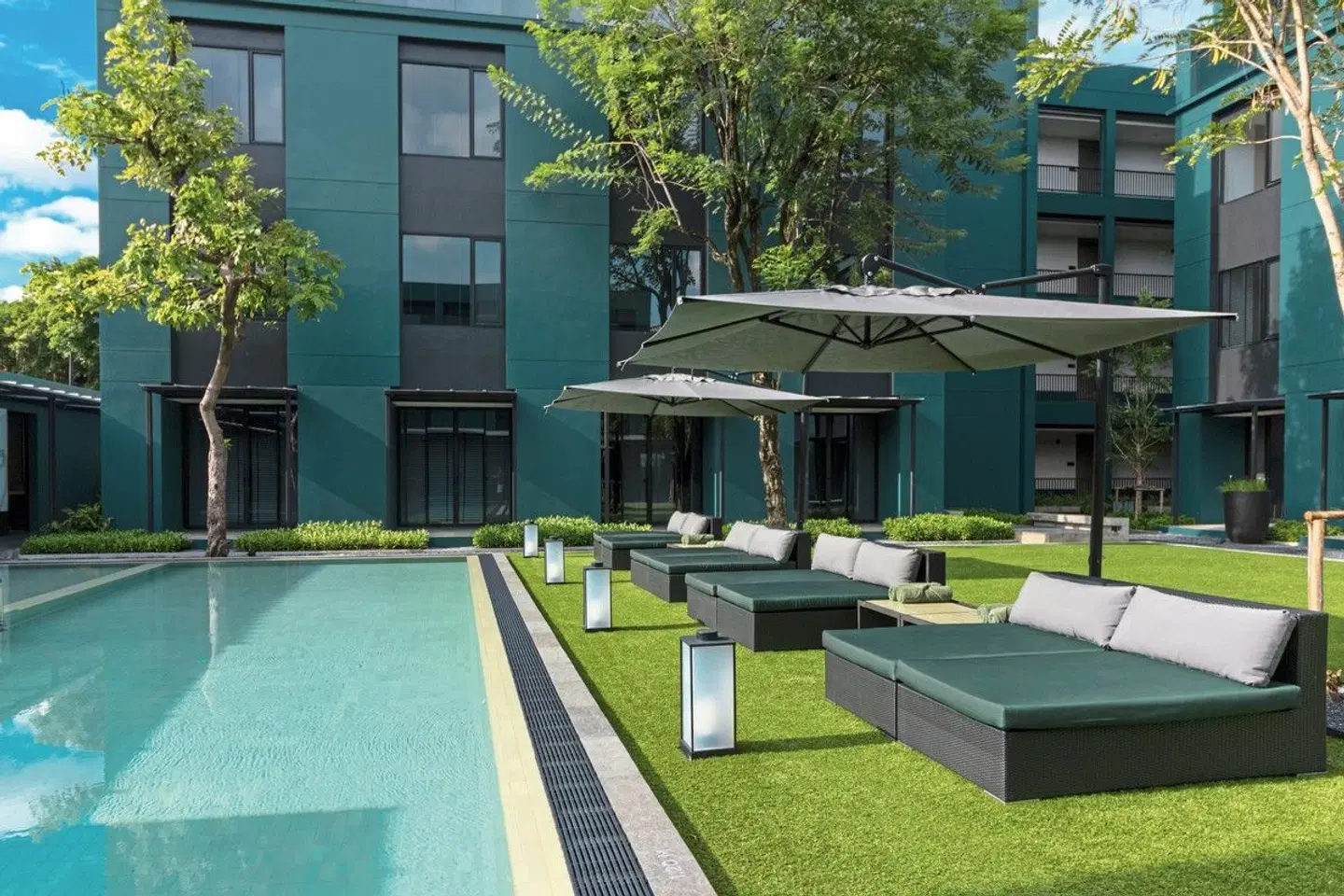 Theatre Residence EXTERIOR