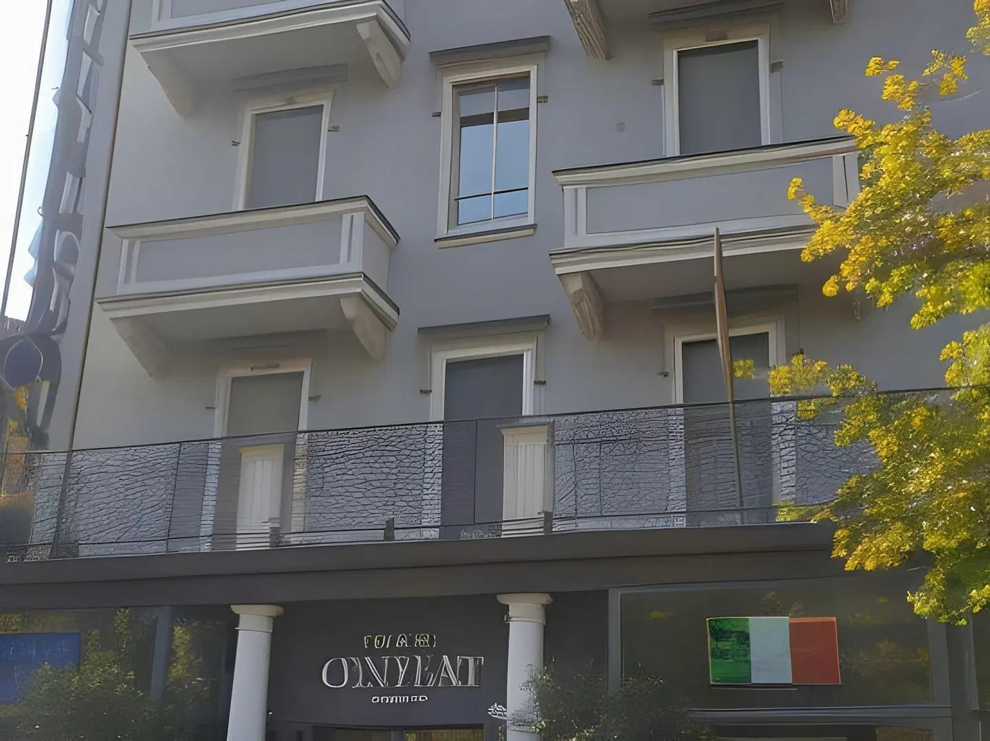 Century Hotel EXTERIOR
